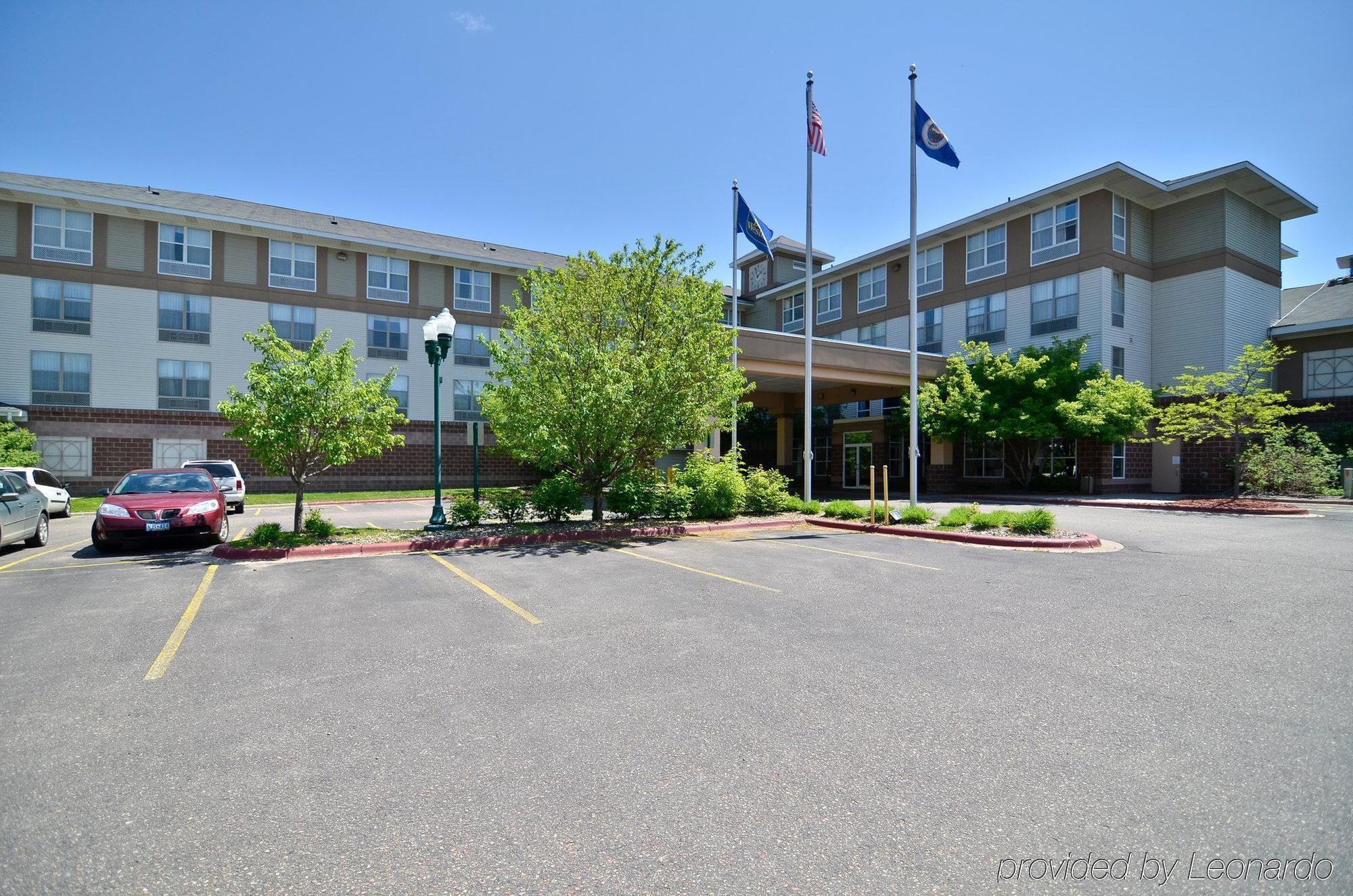 Norwood Inn And Suites Chaska ภายนอก รูปภาพ